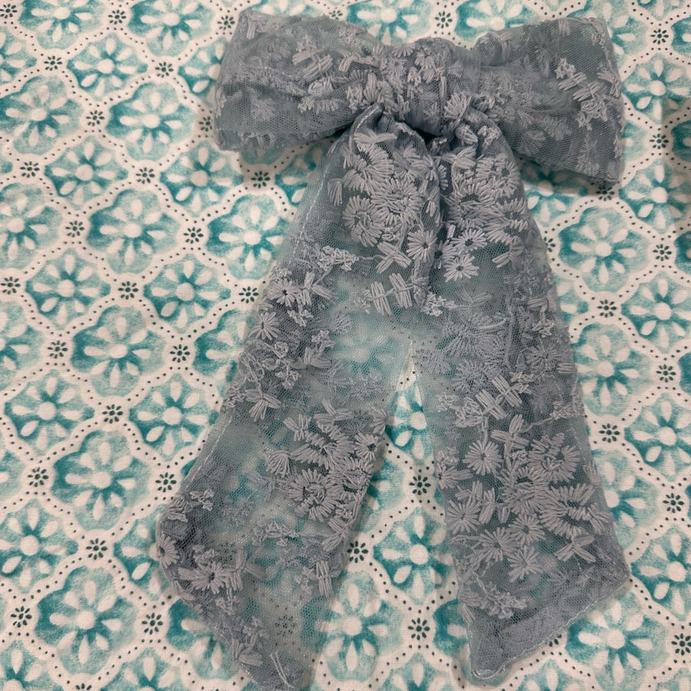 Blue coquet hair bow